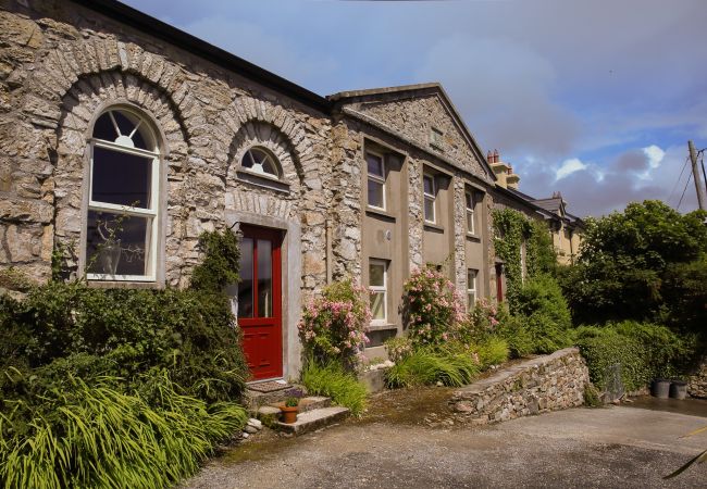 House in Clifden - The Old School House, Clifden - Full of Charm House in Clifden - The Old School House, Clifden - Full of Charm