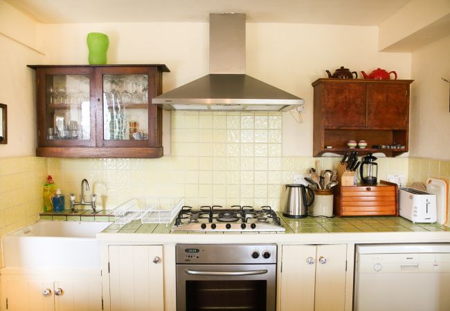 House in Clifden - The Old School House, Clifden - Full of Charm House in Clifden - The Old School House, Clifden - Full of Charm