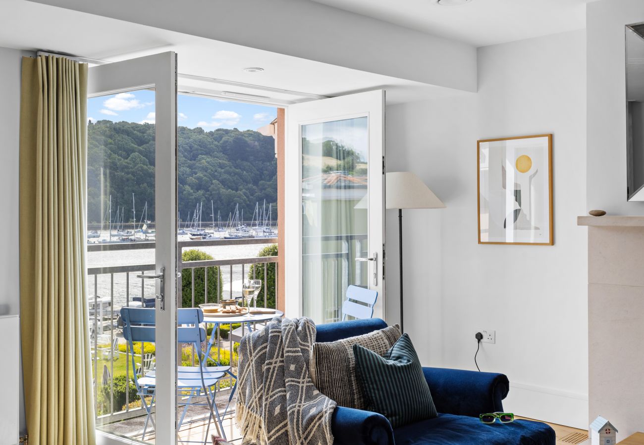 Apartment in Dartmouth - The Masts  - Luxury Dart Marina Apartment