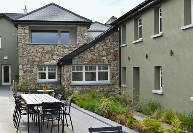 Cottage in Roundstone - Bog Cotton Luxury Cottage - Within The Village Cottage in Roundstone - Bog Cotton Luxury Cottage - Within The Village