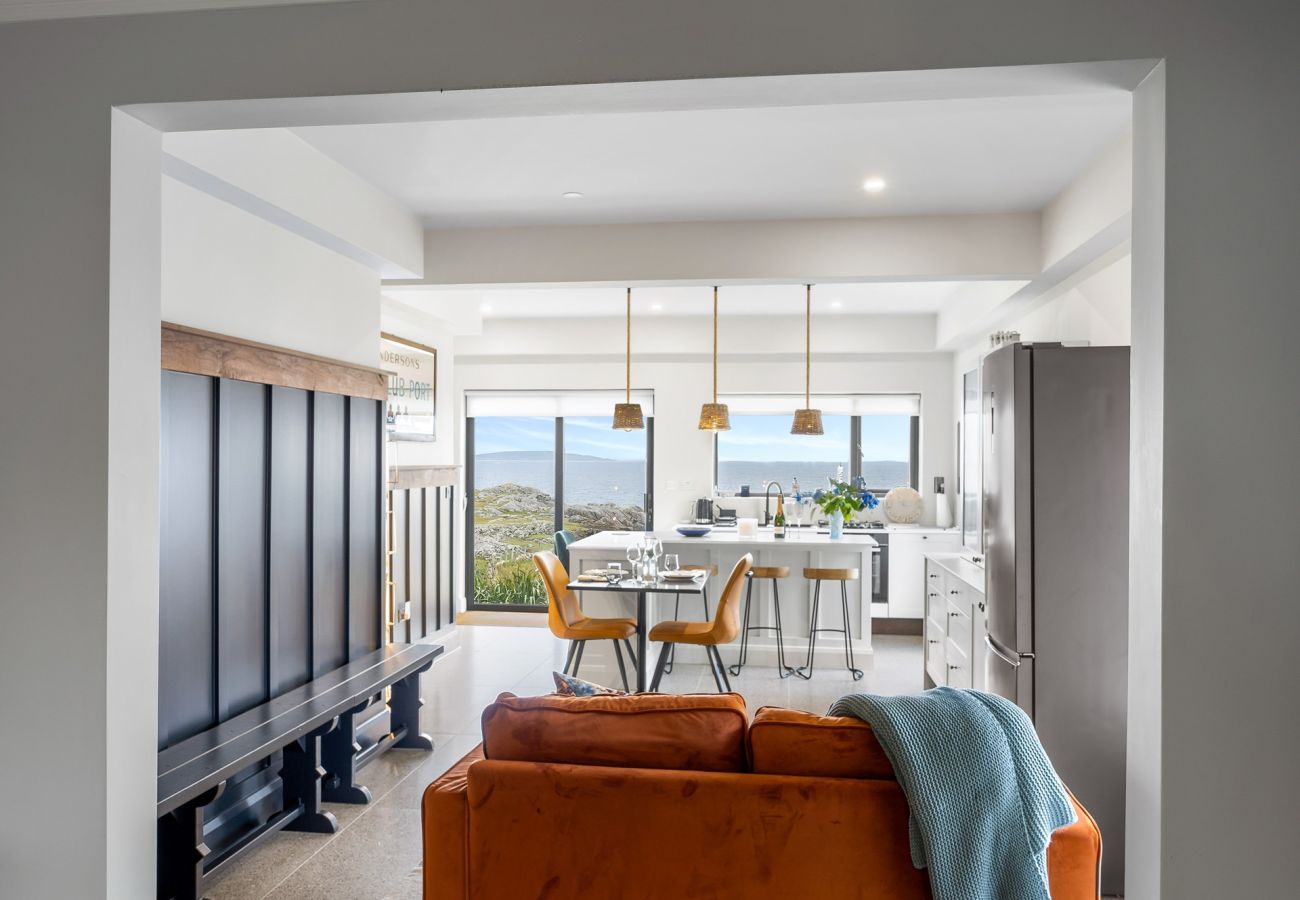 Chalet in Roundstone - Wave Watcher- Luxurious Chalet 