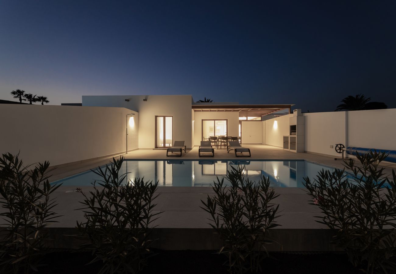 Villa in Playa Blanca - Villa Aloe - Altos de Lanzarote