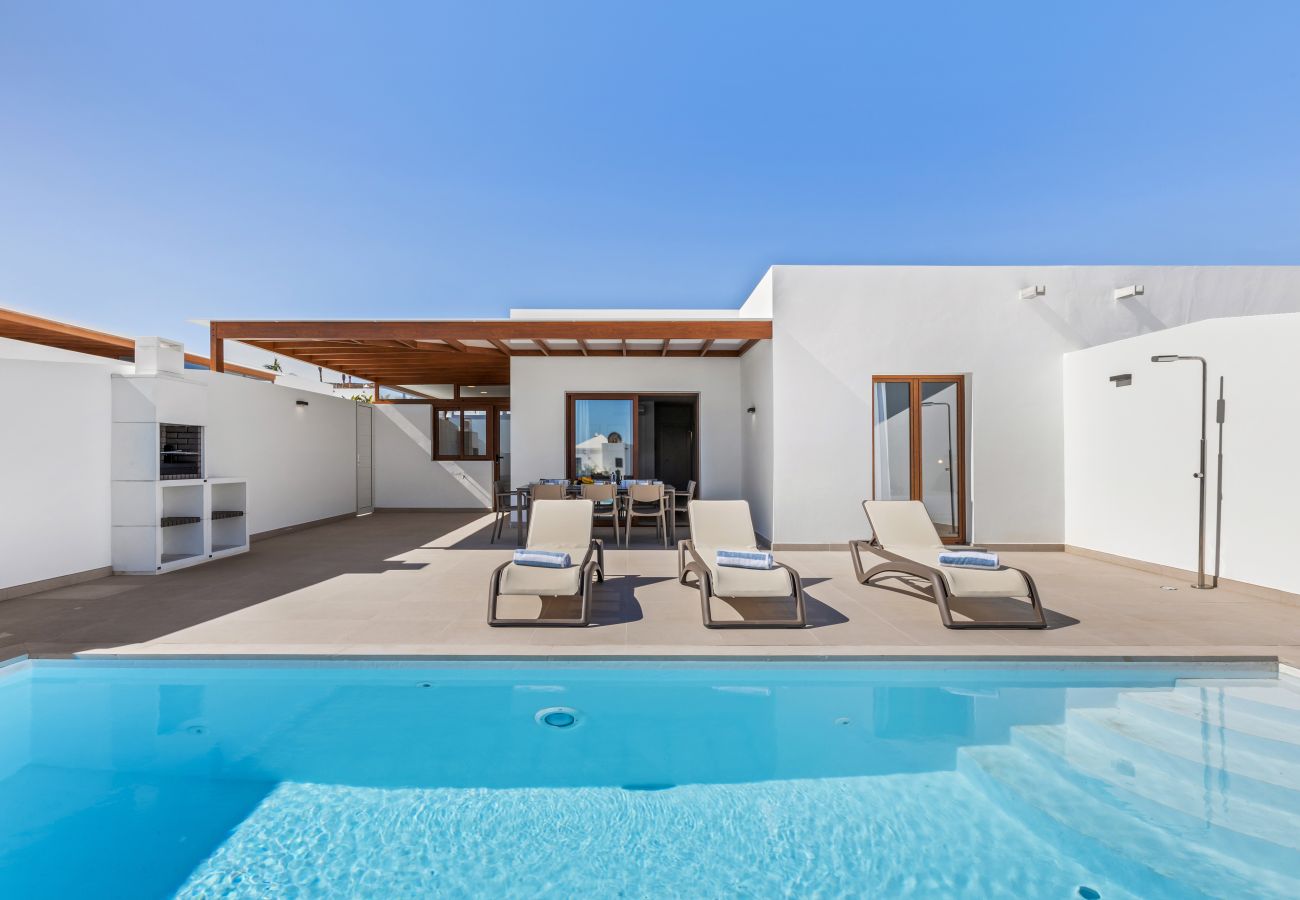 Villa in Playa Blanca - Villa Aloe - Altos de Lanzarote