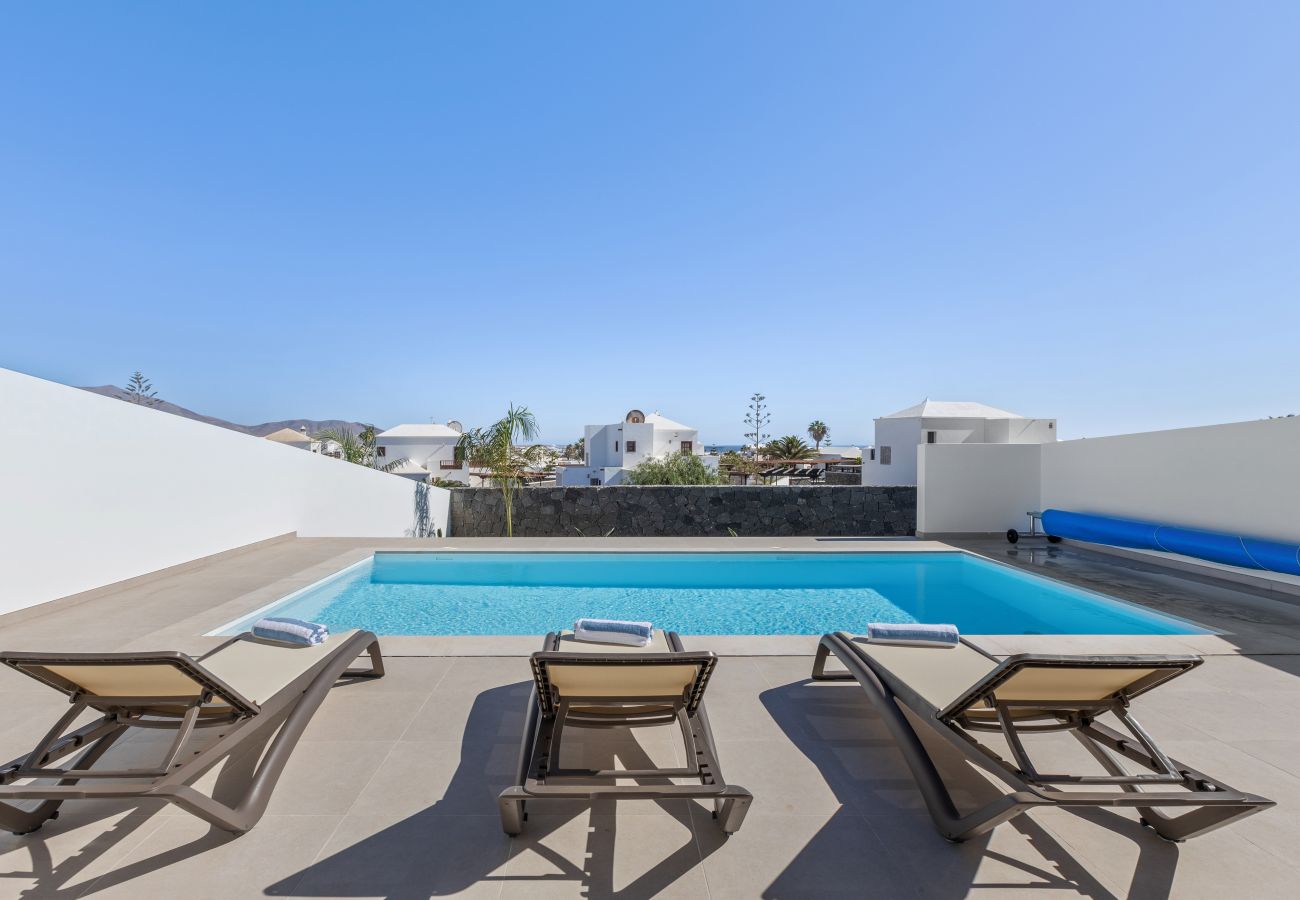 Villa in Playa Blanca - Villa Aloe - Altos de Lanzarote