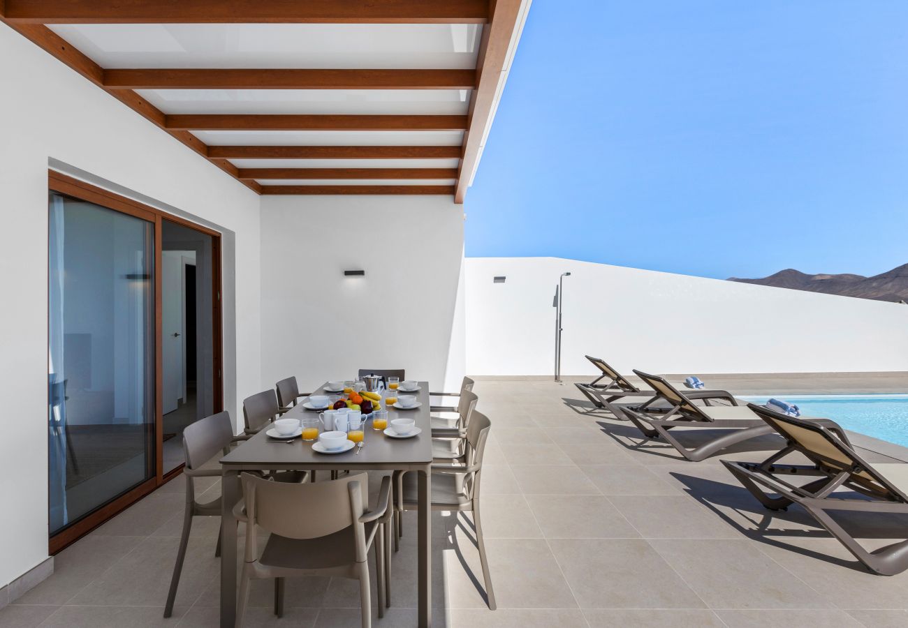 Villa in Playa Blanca - Villa Aloe - Altos de Lanzarote