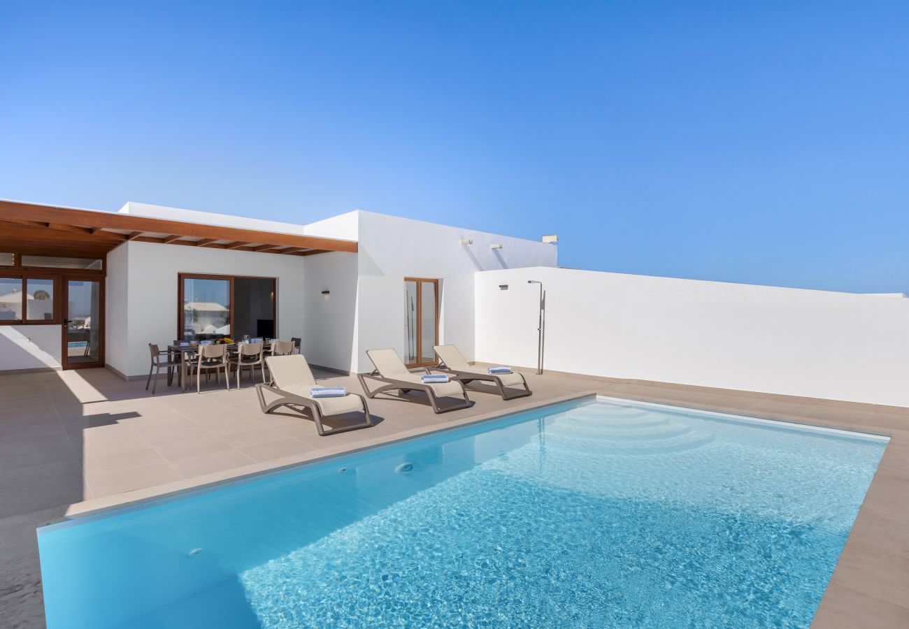 Villa in Playa Blanca - Villa Aloe - Altos de Lanzarote