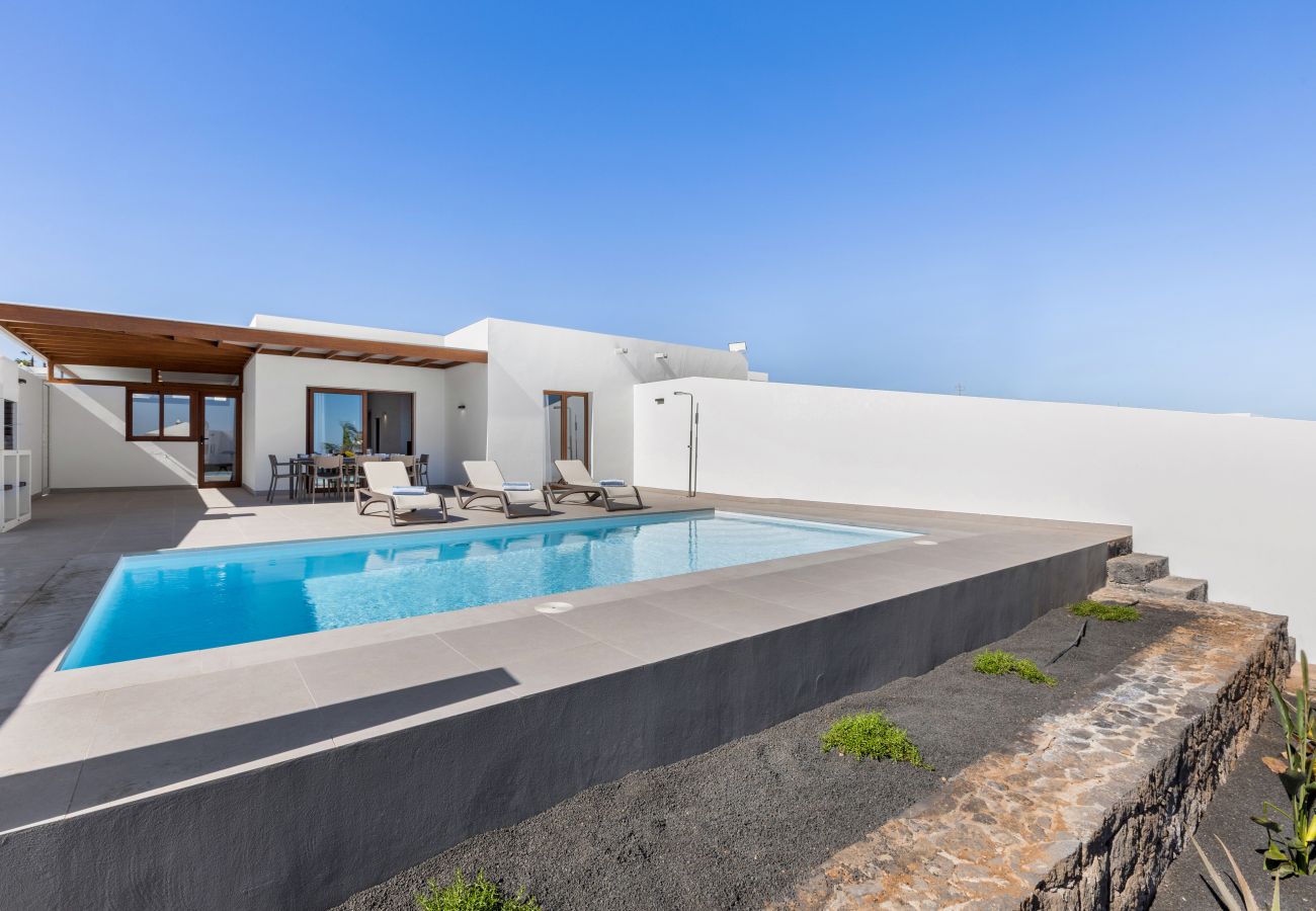 Villa in Playa Blanca - Villa Aloe - Altos de Lanzarote