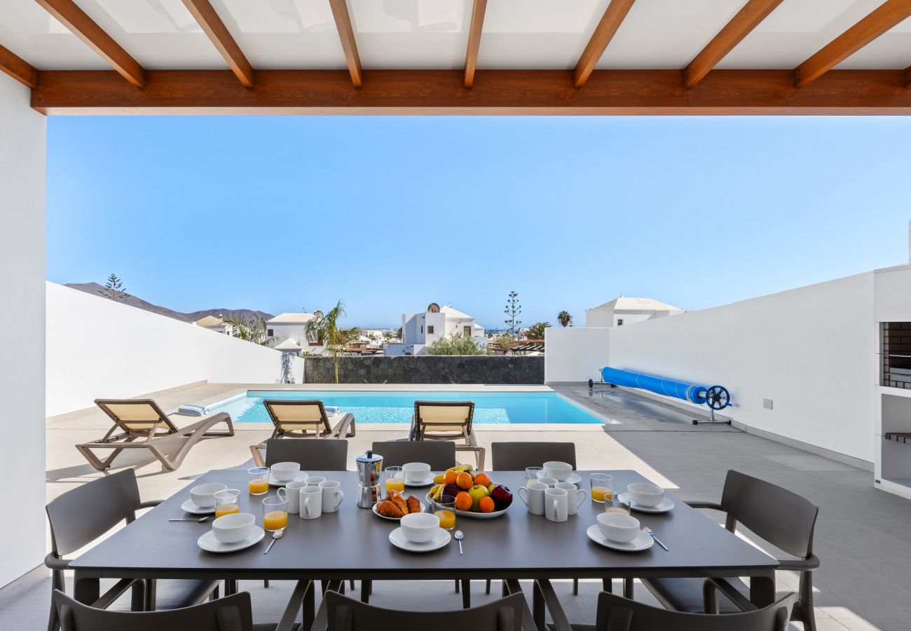 Villa in Playa Blanca - Villa Aloe - Altos de Lanzarote