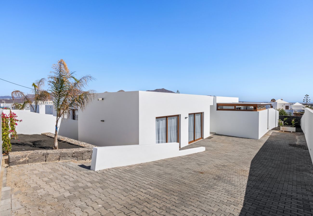 Villa in Playa Blanca - Villa Aloe - Altos de Lanzarote