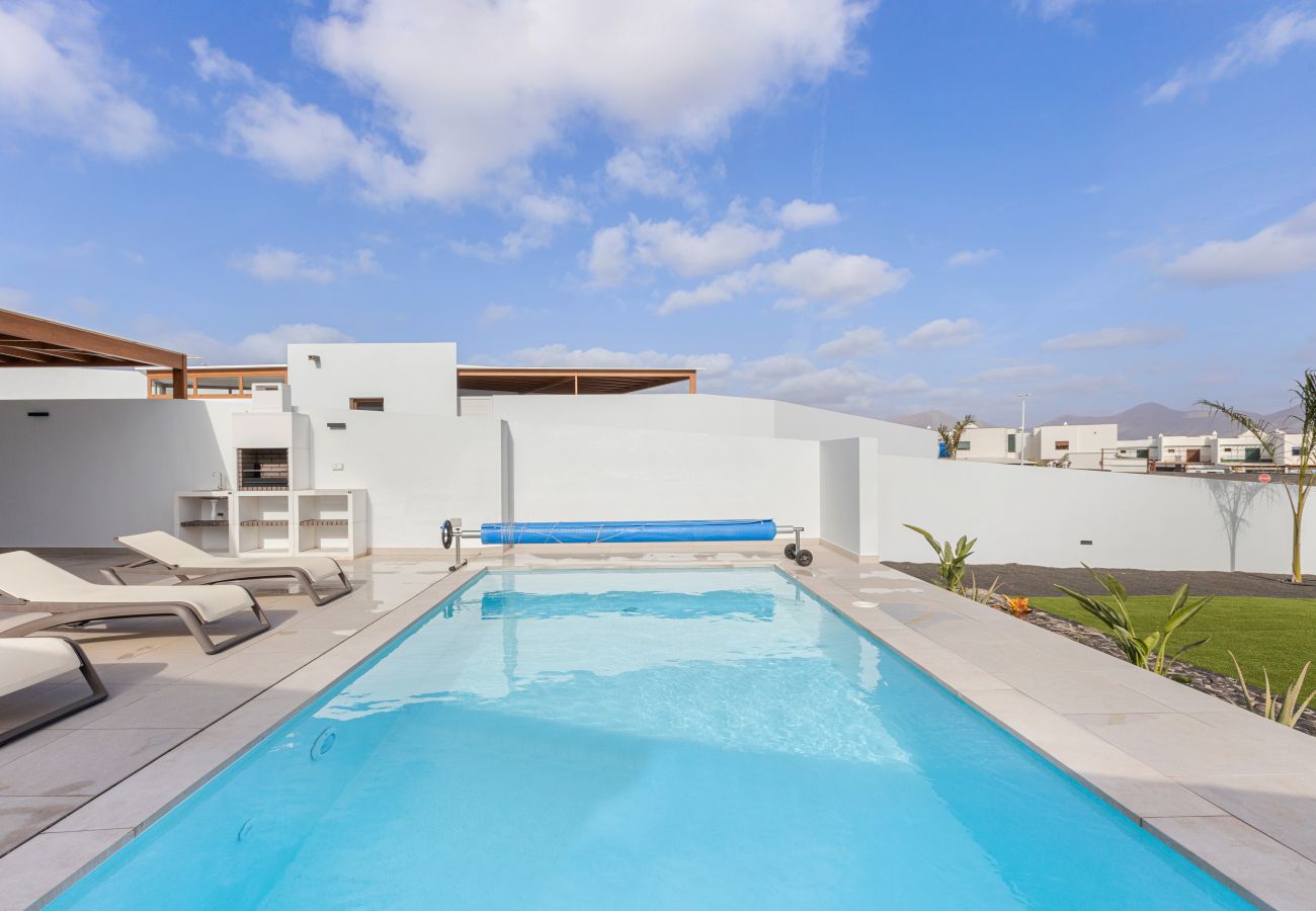Villa in Playa Blanca - Villa Famara - Altos de Lanzarote