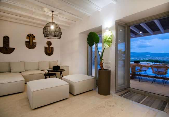 Villa in Antiparos - Sirocco pool villa in Antiparos Villa in Antiparos - Sirocco pool villa in Antiparos