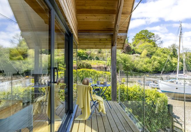 House in Dittisham - Water Edge House & Boathouse - Swimming Pool House in Dittisham - Water Edge House & Boathouse - Swimming Pool