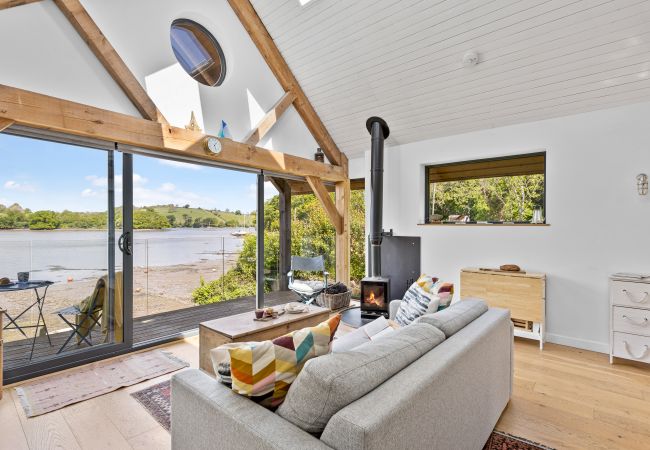 House in Dittisham - Water Edge House & Boathouse - Swimming Pool House in Dittisham - Water Edge House & Boathouse - Swimming Pool