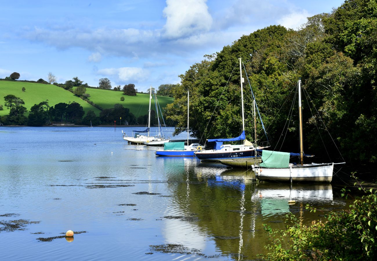 House in Dittisham - Water Edge House and Boathouse - With Swimming Pool