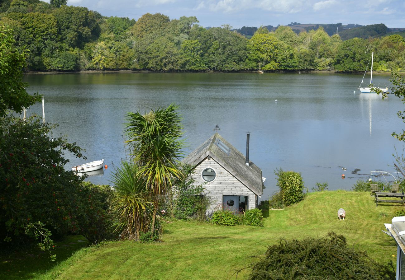 House in Dittisham - Water Edge House and Boathouse - With Swimming Pool