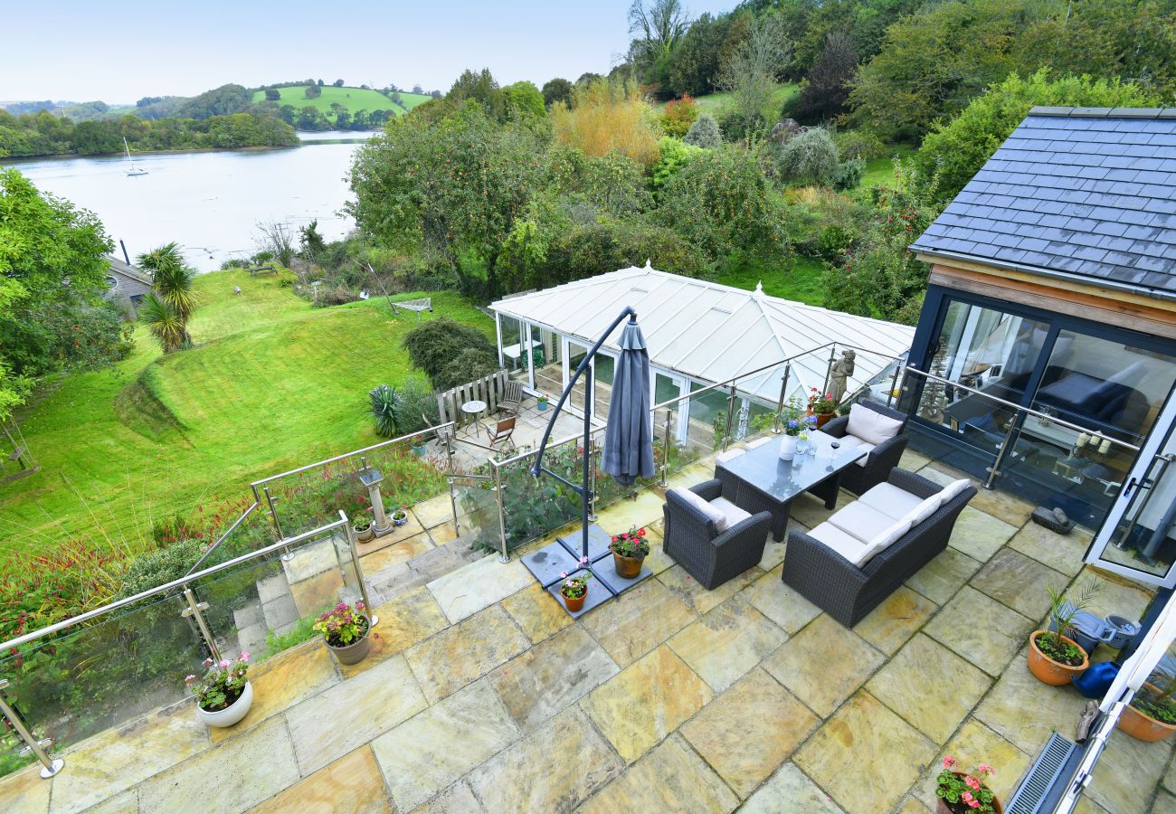 House in Dittisham - Water Edge House and Boathouse - With Swimming Pool