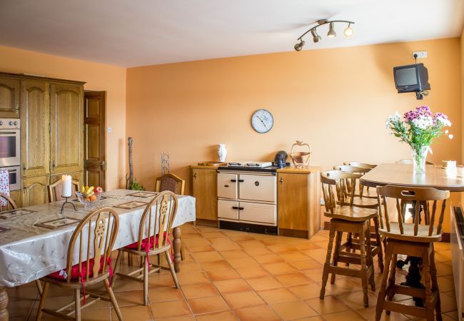 House in Clifden - Sky Road Lodge- Beautiful Views  House in Clifden - Sky Road Lodge- Beautiful Views