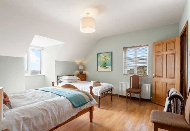 House in Clifden - Sky Road Lodge- Beautiful Views  House in Clifden - Sky Road Lodge- Beautiful Views