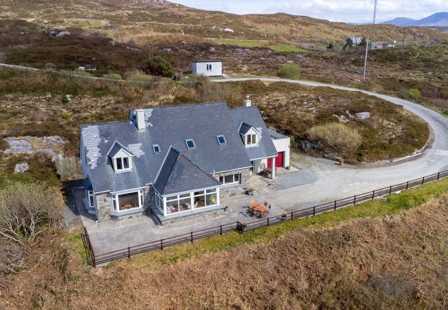 House in Clifden - Sky Road Lodge- Beautiful Views  House in Clifden - Sky Road Lodge- Beautiful Views