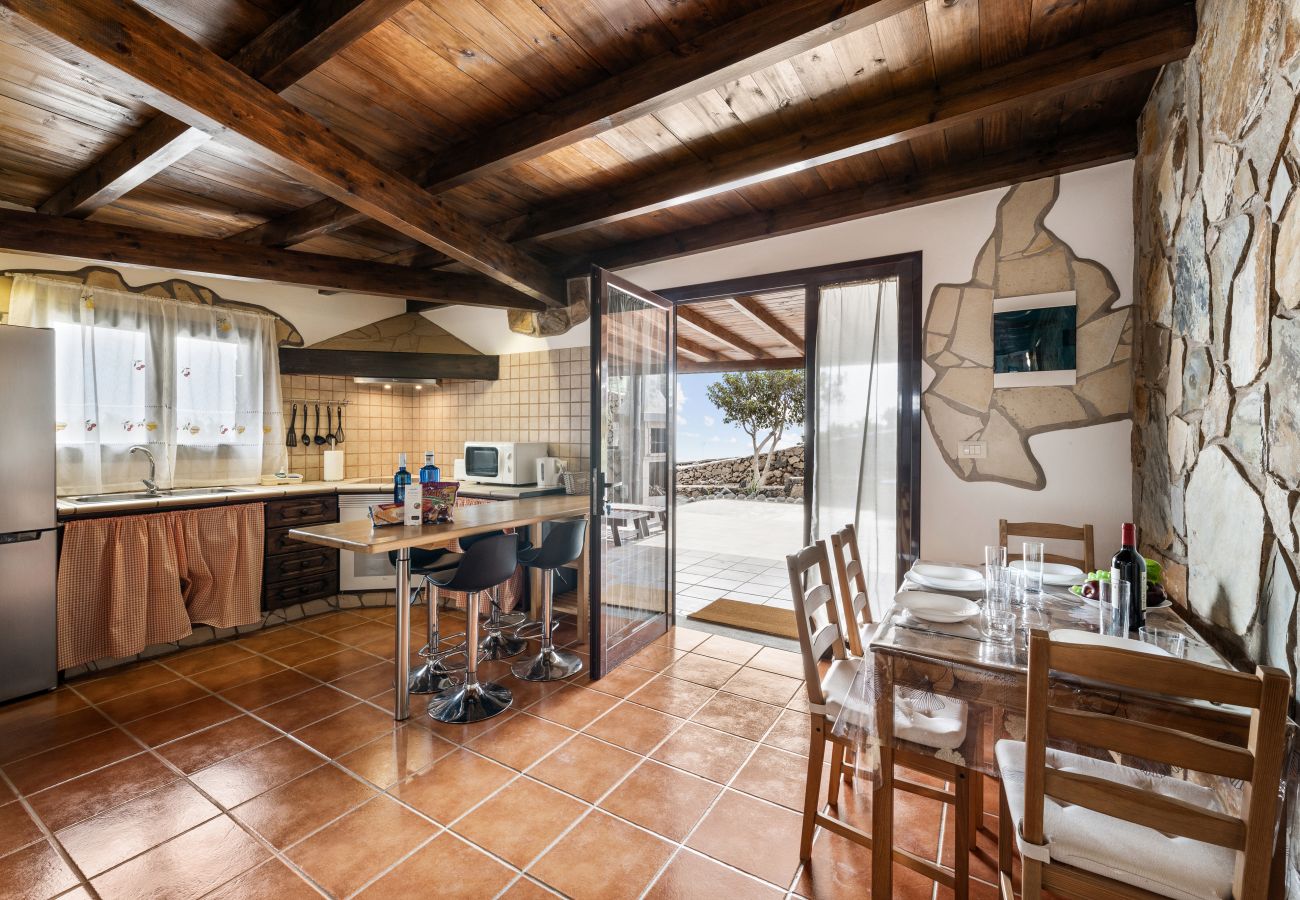 House in San Bartolome - Casa Ico | Holiday Home in Lanzarote - Spain