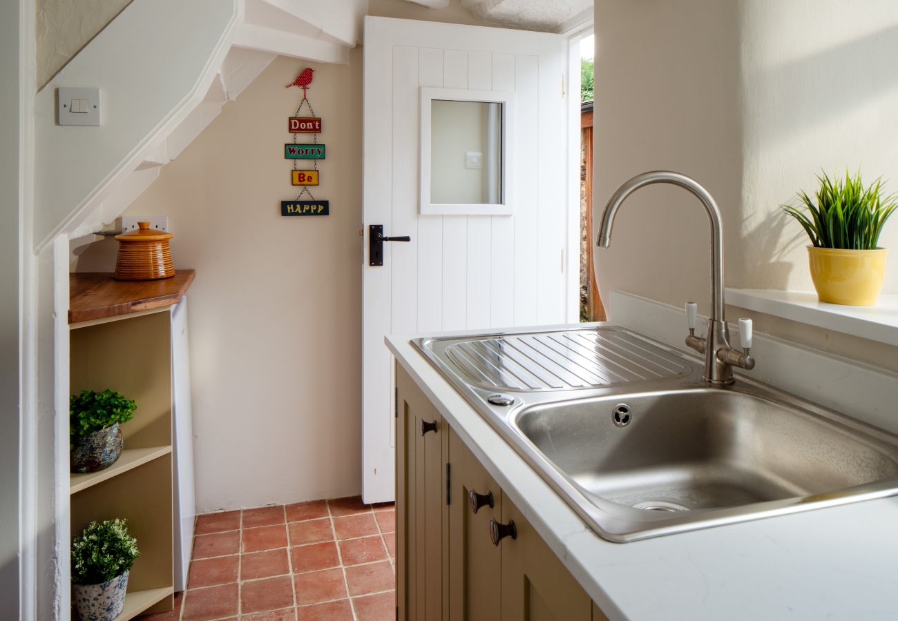 Cottage in South Milton - Pear Tree Cottage - Cosy one bedroom Cottage 