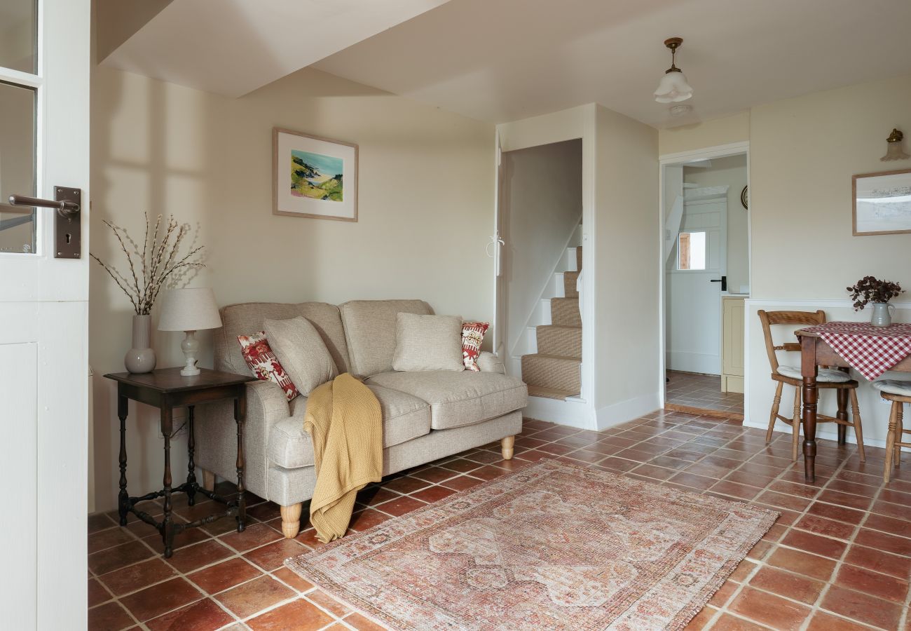 Cottage in South Milton - Pear Tree Cottage - Cosy one bedroom Cottage 