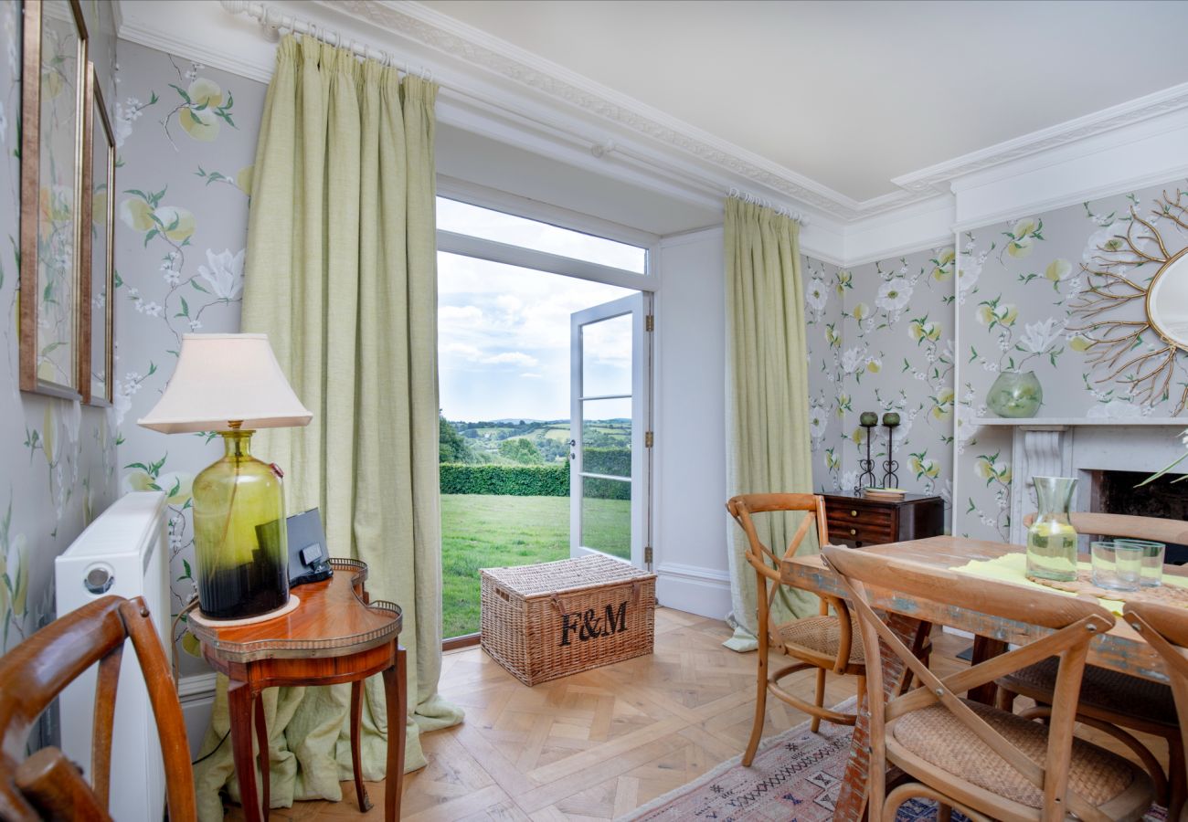 House in Moretonhampstead - Linscott Farmhouse - Boutique retreat with hot tub