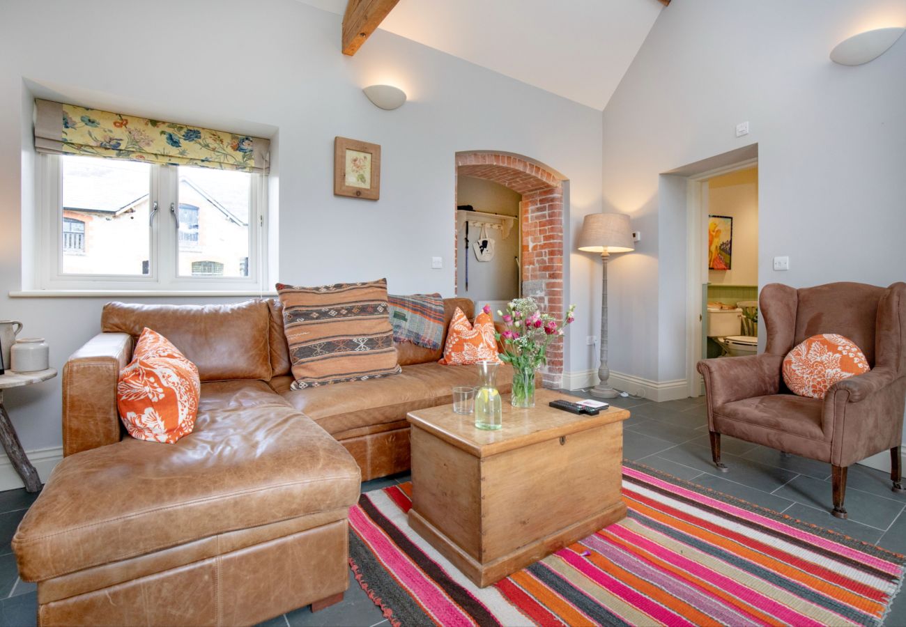 Cottage in Moretonhampstead - Linscott Cottage - One bedroom pet friendly annex with hot tub on edge of Dartmoor