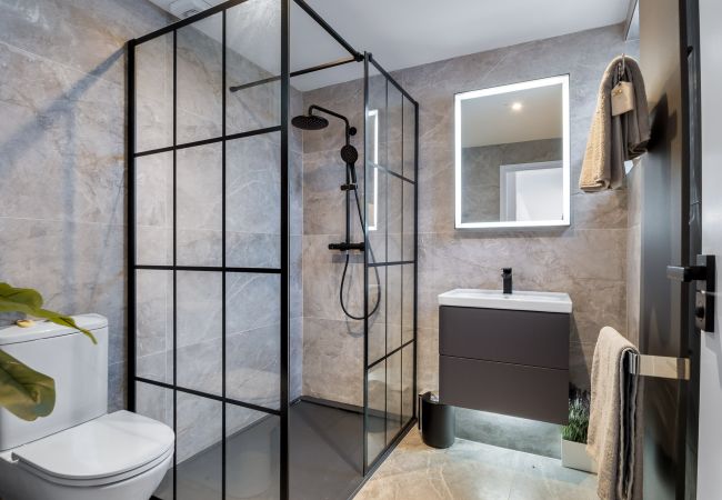 Cottage in Roundstone - GarraÍ Locha - Luxurious Cottage Cottage in Roundstone - GarraÍ Locha - Luxurious Cottage