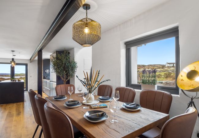 Cottage in Roundstone - GarraÍ Locha - Luxurious Cottage Cottage in Roundstone - GarraÍ Locha - Luxurious Cottage