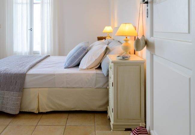 Villa in Tzanes - Soho Villa with private pool in Paros Villa in Tzanes - Soho Villa with private pool in Paros