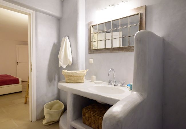 Villa in Tzanes - Soho Villa with private pool in Paros Villa in Tzanes - Soho Villa with private pool in Paros