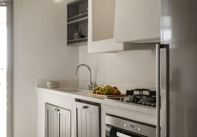 Villa in Mykonos - Seafront 9BDR Serenity in Mykonos Villa in Mykonos - Seafront 9BDR Serenity in Mykonos