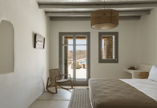 Villa in Mykonos - Luxury 5BDR Retreat in Mykonos Villa in Mykonos - Luxury 5BDR Retreat in Mykonos