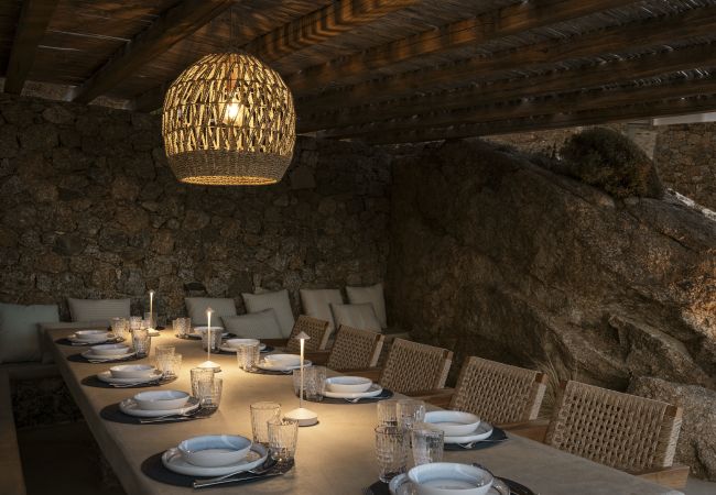 Villa in Mykonos - Luxury 5BDR Retreat in Mykonos Villa in Mykonos - Luxury 5BDR Retreat in Mykonos