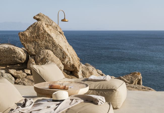 Villa in Mykonos - Luxury 5BDR Retreat in Mykonos Villa in Mykonos - Luxury 5BDR Retreat in Mykonos