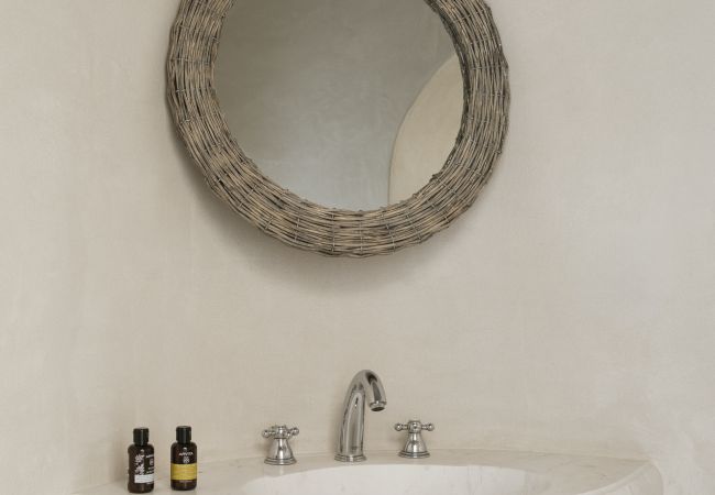 Villa in Mykonos - Luxury 5BDR Retreat in Mykonos Villa in Mykonos - Luxury 5BDR Retreat in Mykonos