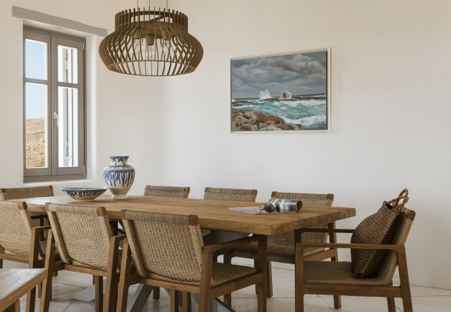 Villa in Mykonos - Luxury 5BDR Retreat in Mykonos Villa in Mykonos - Luxury 5BDR Retreat in Mykonos