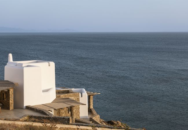 Villa in Mykonos - Luxury 5BDR Retreat in Mykonos Villa in Mykonos - Luxury 5BDR Retreat in Mykonos