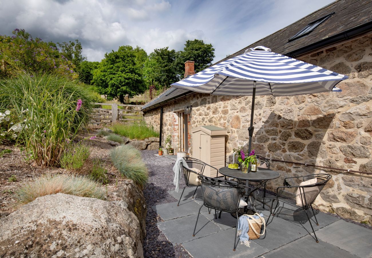 Cottage in Moretonhampstead - Philips Barn - Barn Conversion on edge of Dartmoor with hot tub