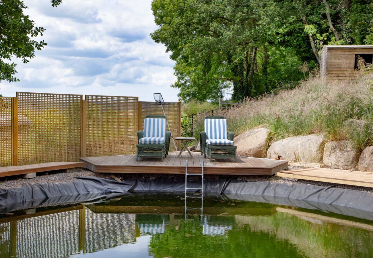 Cottage in Moretonhampstead - Philips Barn - Barn Conversion on edge of Dartmoor with hot tub