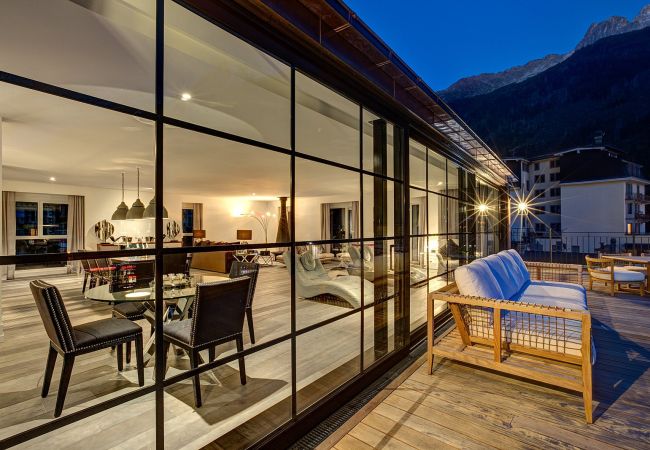 Apartment in Chamonix-Mont-Blanc - Penthouse Le Lustre - Upper Class Collection Apartment in Chamonix-Mont-Blanc - Penthouse Le Lustre - Upper Class Collection