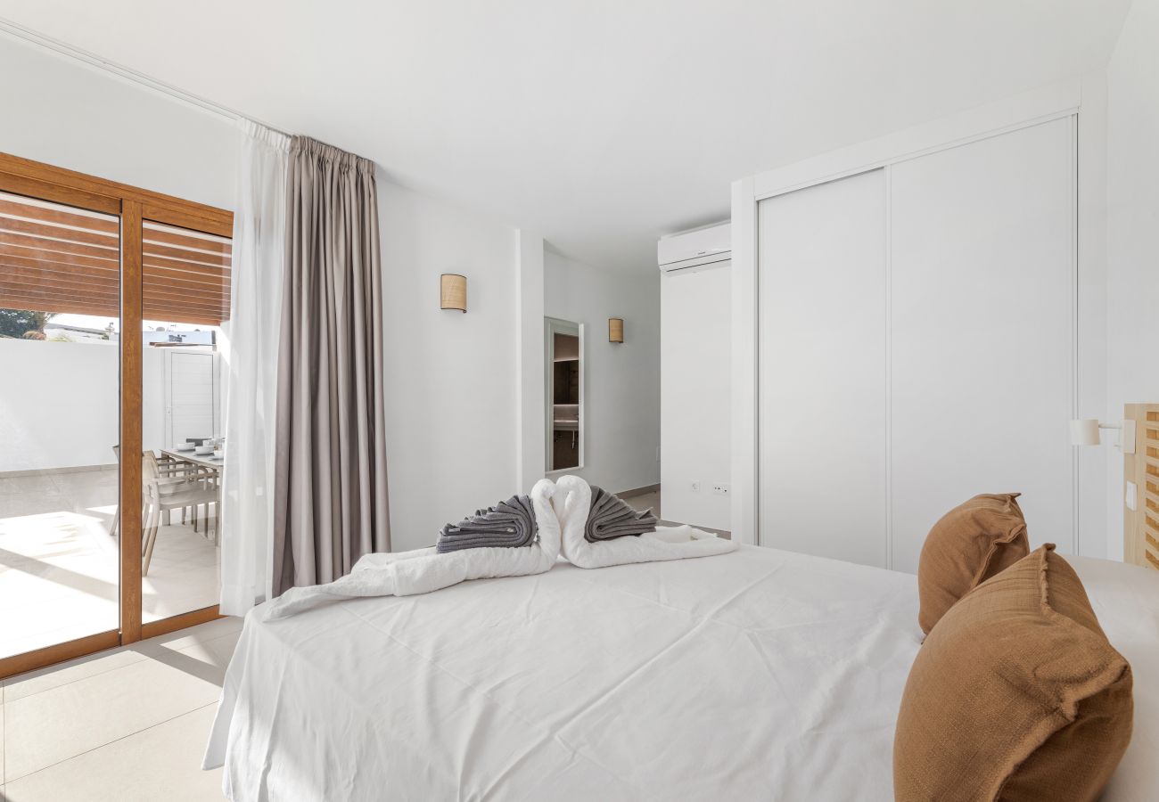 Villa in Playa Blanca - Villa Isamar 14B - Villas Lanzarote - VipVipVillas