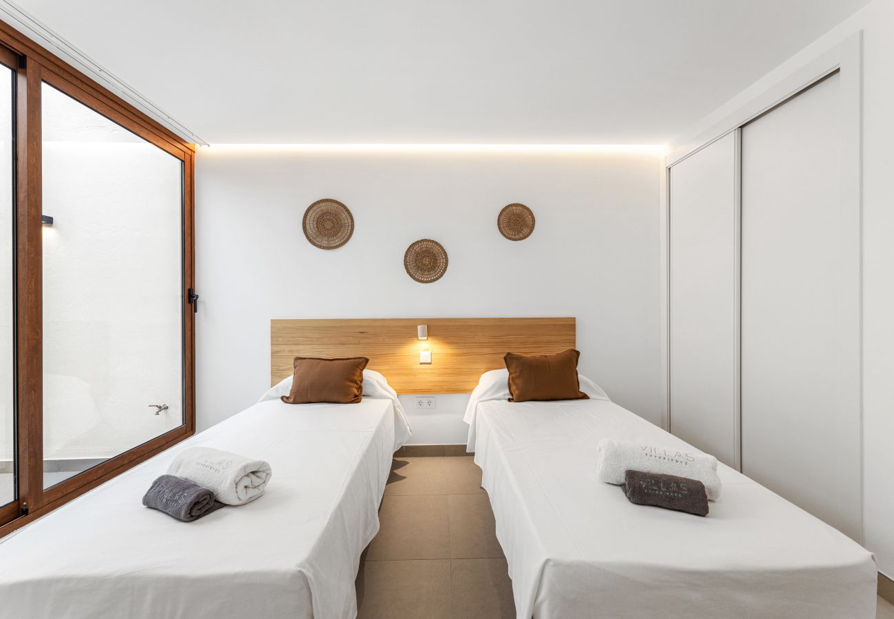 Villa in Playa Blanca - Villa Isamar 14B - Villas Lanzarote - VipVipVillas