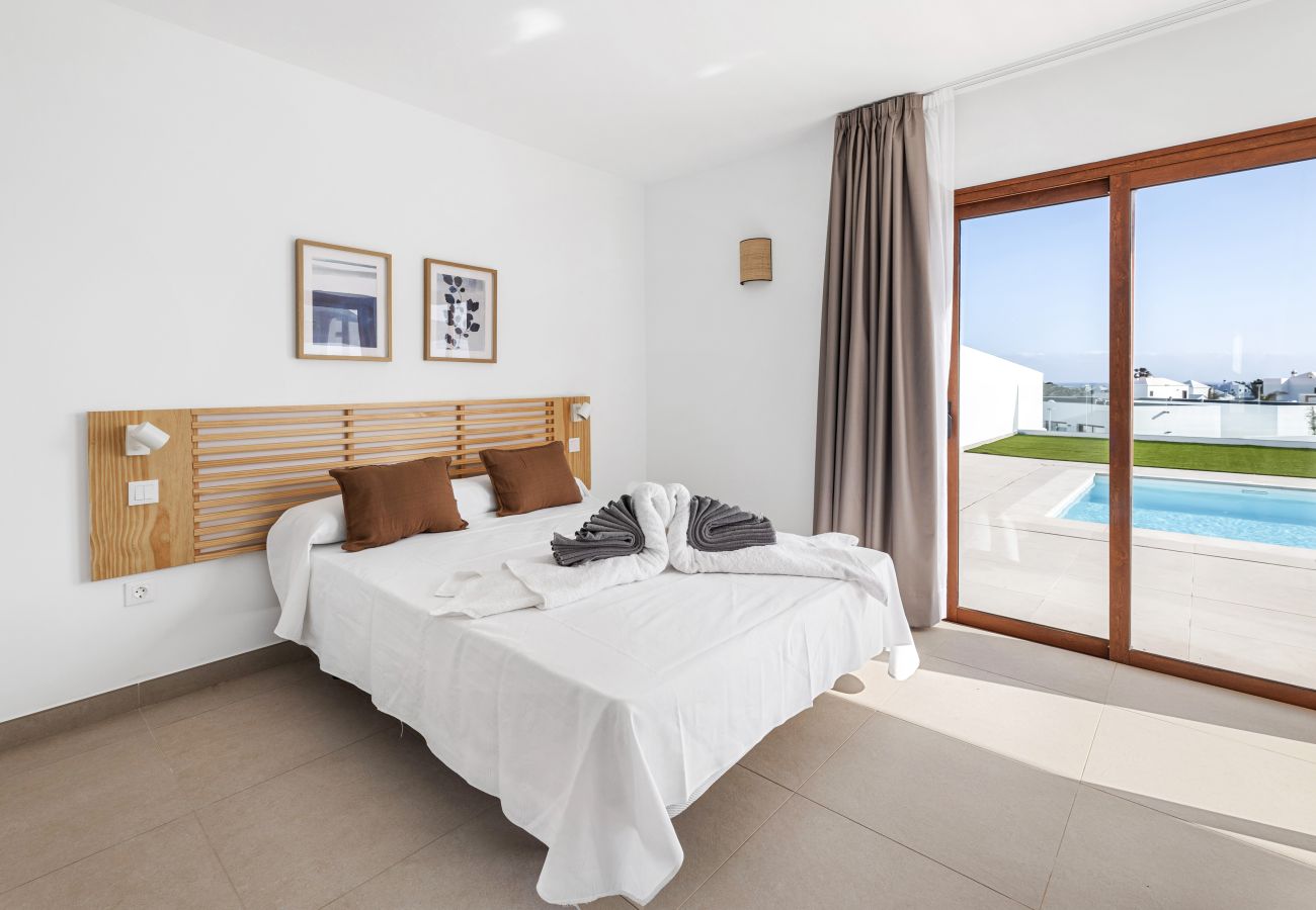 Villa in Playa Blanca - Villa Isamar 14B - Villas Lanzarote - VipVipVillas