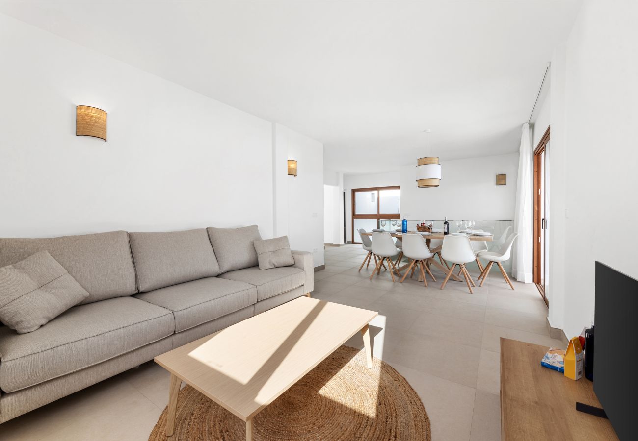 Villa in Playa Blanca - Villa Isamar 14B - Villas Lanzarote - VipVipVillas