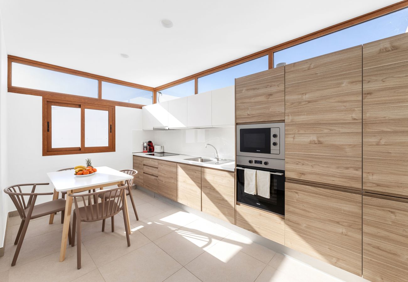 Villa in Playa Blanca - Villa Isamar 14B - Villas Lanzarote - VipVipVillas