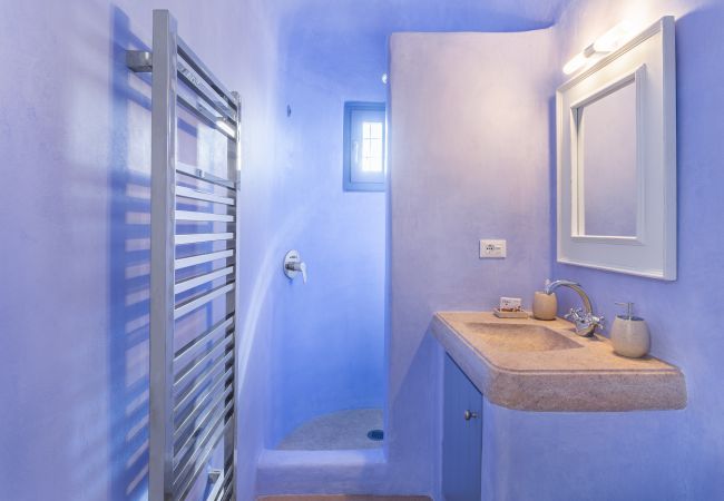 Villa in Mykonos - Seaside 5BDR Bliss in Mykonos Villa in Mykonos - Seaside 5BDR Bliss in Mykonos