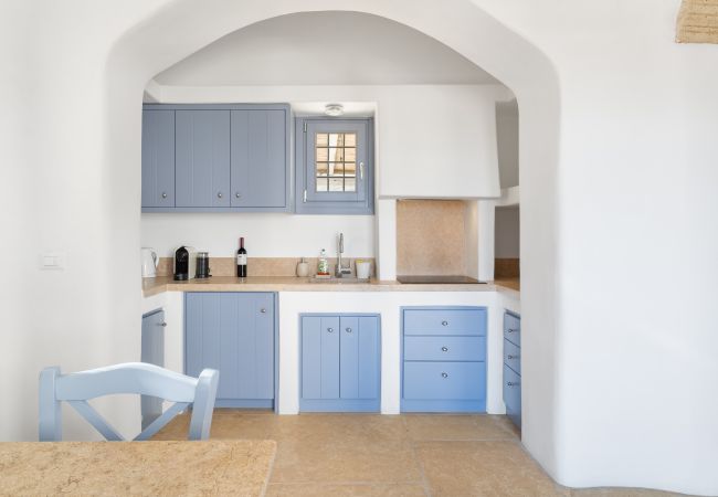 Villa in Mykonos - Seaside 5BDR Bliss in Mykonos Villa in Mykonos - Seaside 5BDR Bliss in Mykonos