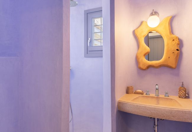 Villa in Mykonos - Seaside 5BDR Bliss in Mykonos Villa in Mykonos - Seaside 5BDR Bliss in Mykonos